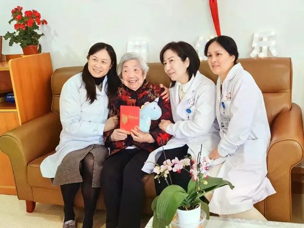 医养结合社工队伍 为机构养老“赋能增效”4.jpeg